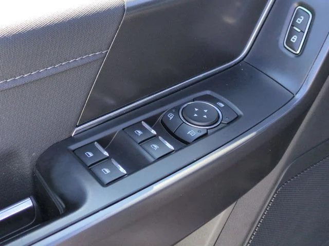 Used 2024 Gray Ford XLT image 13