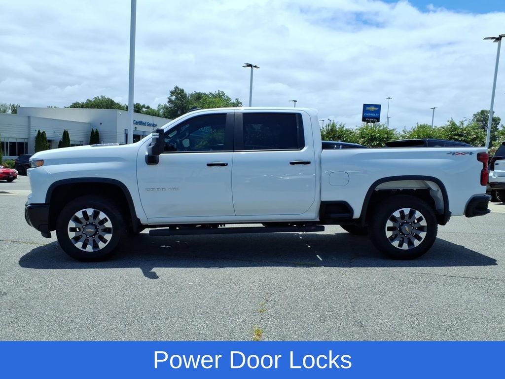 Used 2024 Summit White Chevrolet Custom image 30