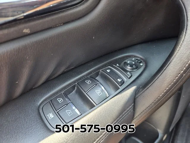 Used 2024 Silver Nissan SV image 31