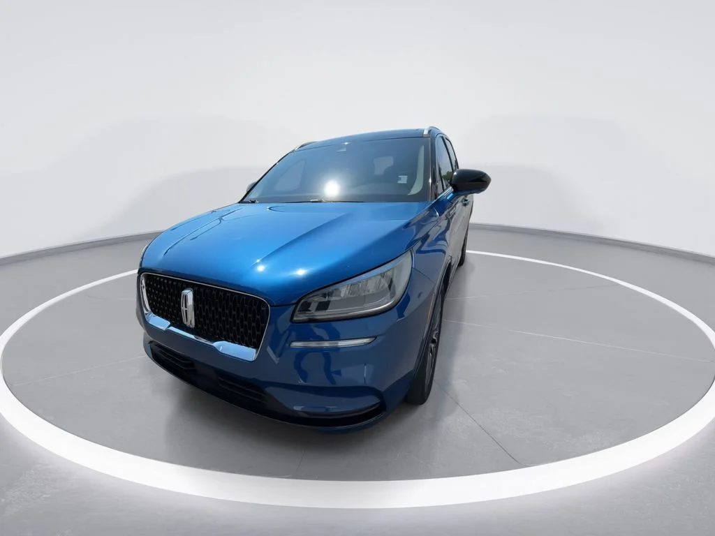 Used 2021 Blue Lincoln Standard image 3