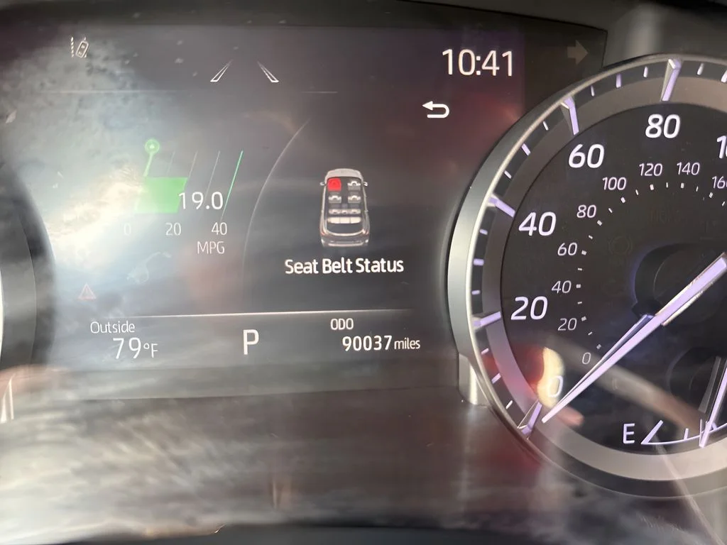 Used 2022 Gray Toyota XLE image 23