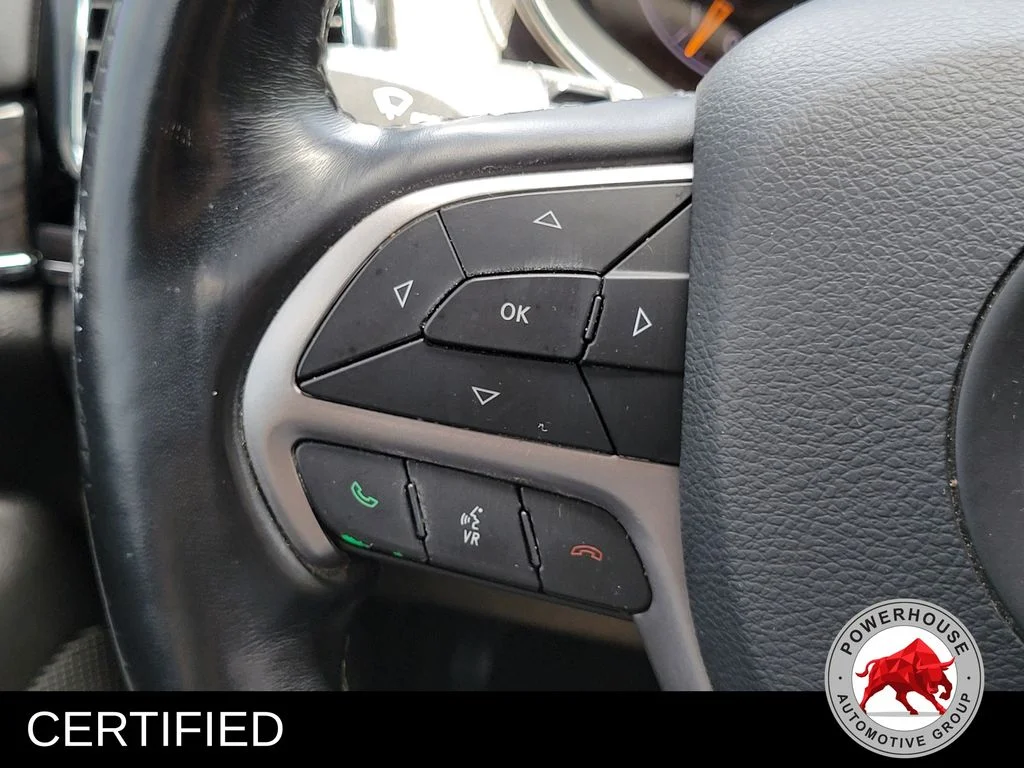 Used 2020 White Jeep Overland image 30