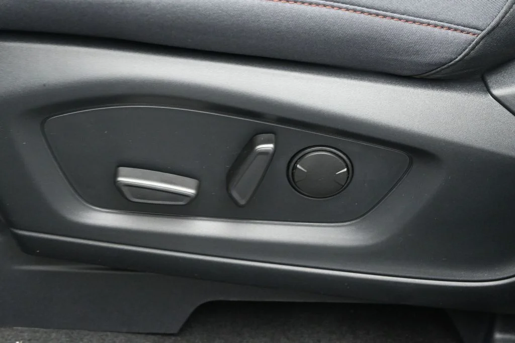 New 2026 Carbonized Gray Metallic Ford Active image 9