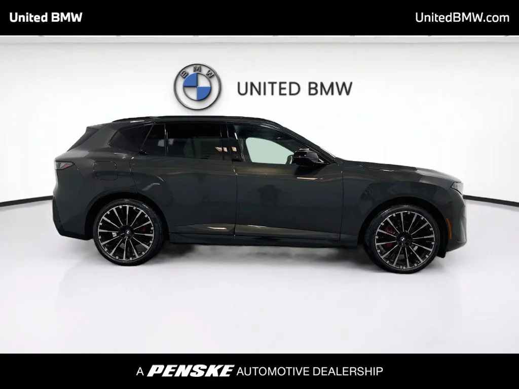 New 2027 Dravit Grey Metallic BMW  image 4