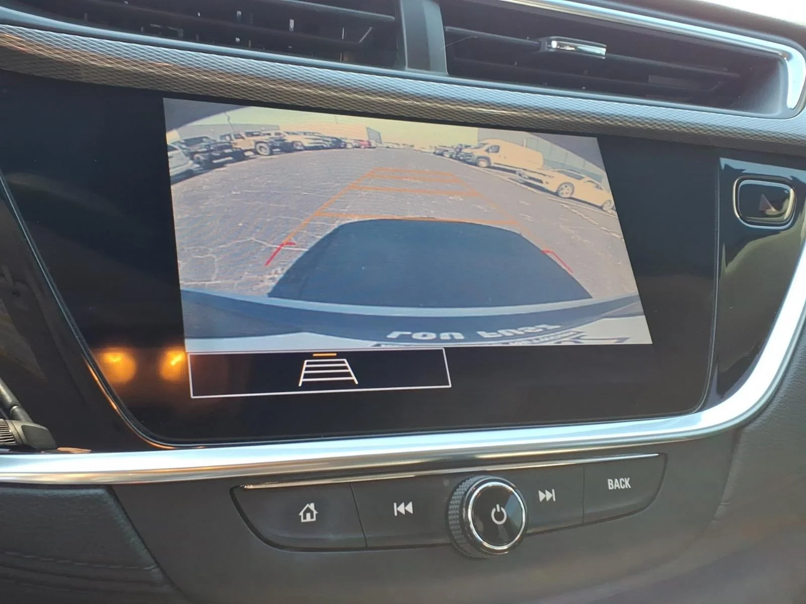 Used 2022 Ebony Twilight Metallic Buick Select image 13