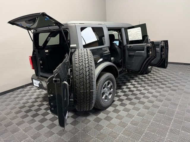 New 2026 Shadow Black Ford Big Bend® image 28