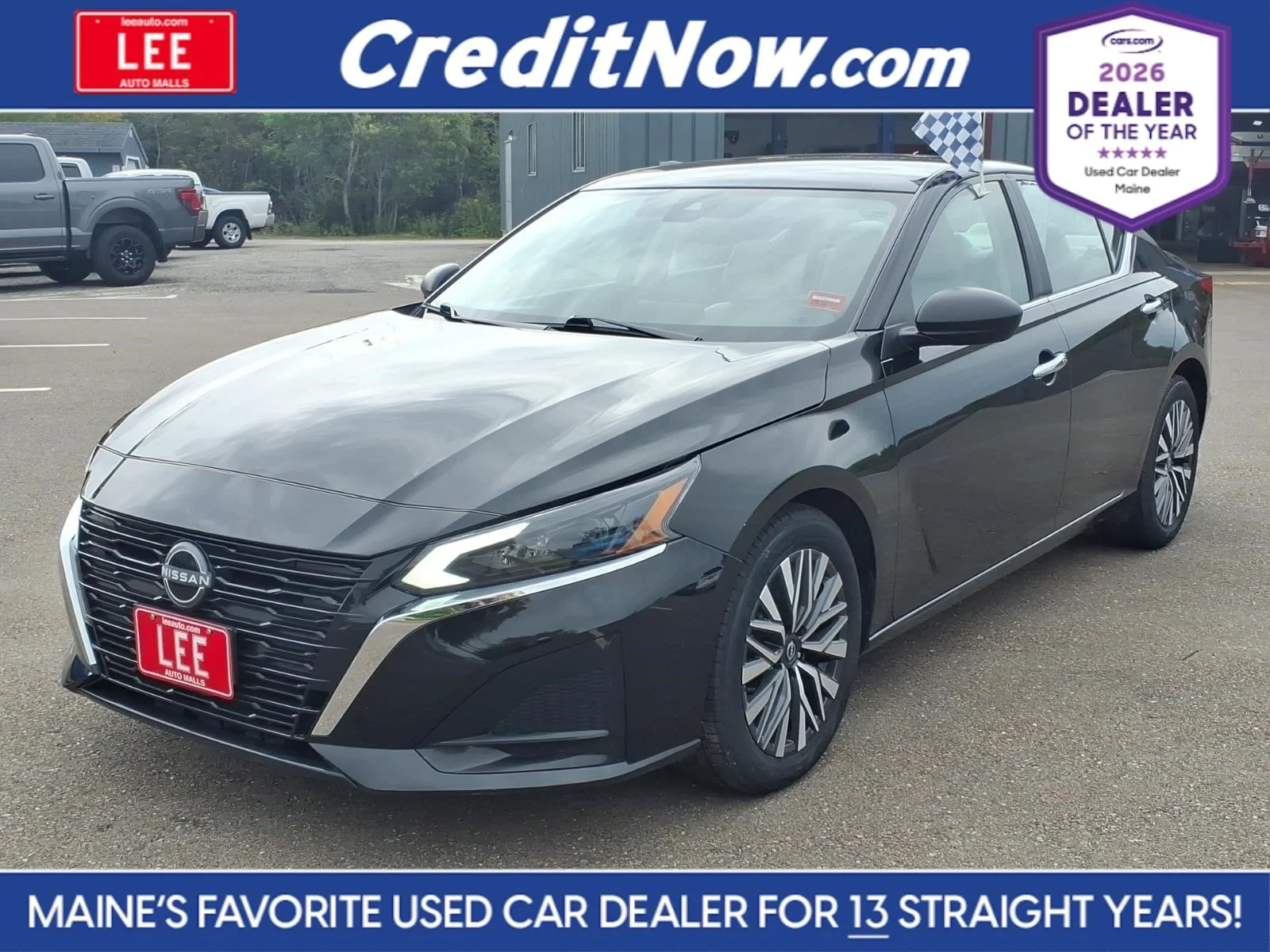 Used 2025 Super Black Nissan 2.5 SV image 1