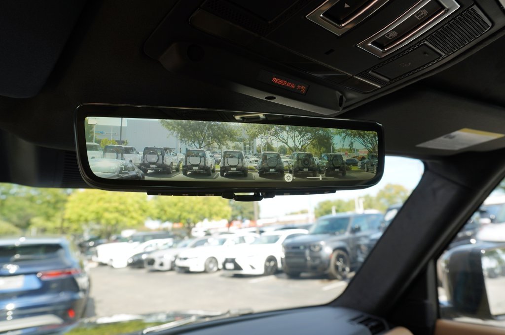 New 2026 Woolstone Green Land Rover X image 14