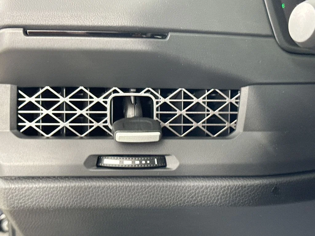 New 2026 Meteorite Gray Metallic Honda SE image 16