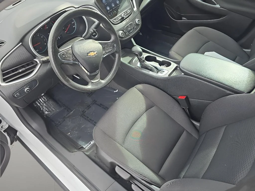 Used 2024 Summit White Chevrolet LS image 10