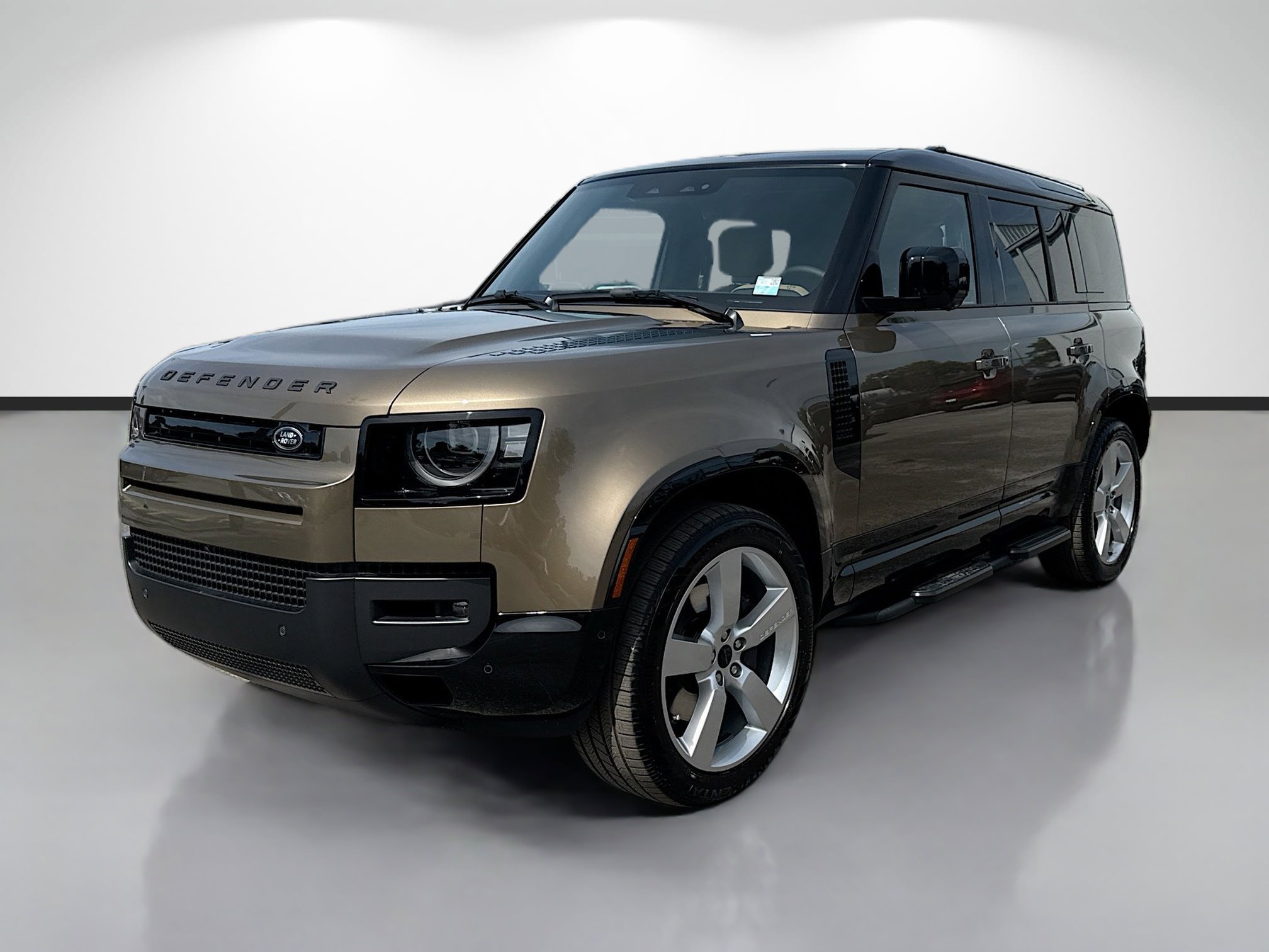 New 2026 Gondwana Stone LAND ROVER X-Dynamic SE image 1