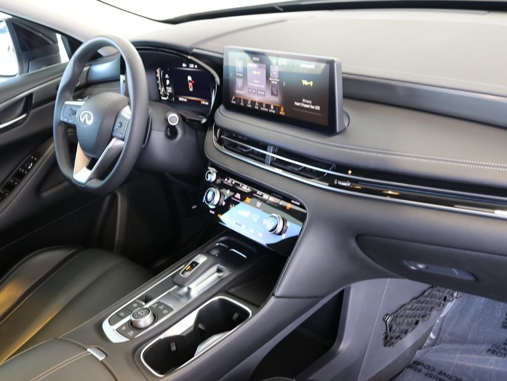 Certified Used 2023 Silver INFINITI LUXE image 50