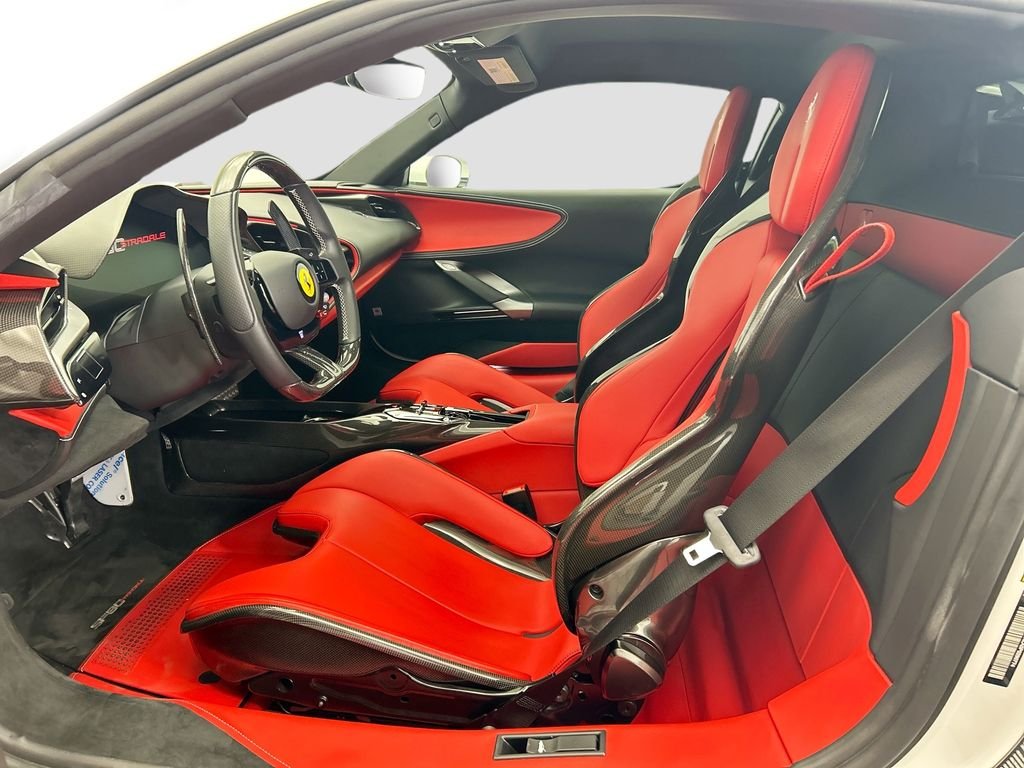 Used 2023 Bianco Avus Ferrari  image 18