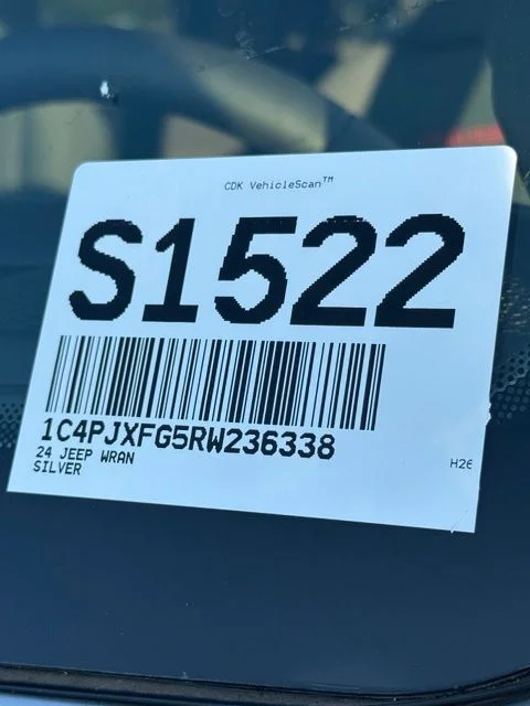 Used 2024 Silver Jeep Rubicon image 34