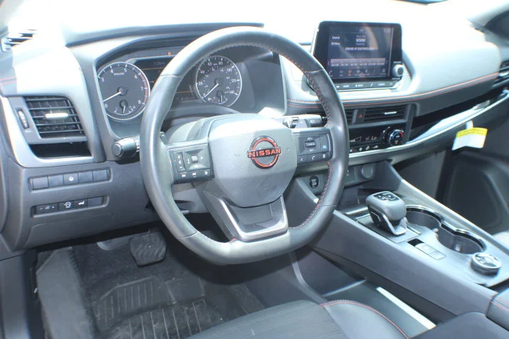 Used 2025 Baja Storm Metallic Nissan Rock Creek image 7