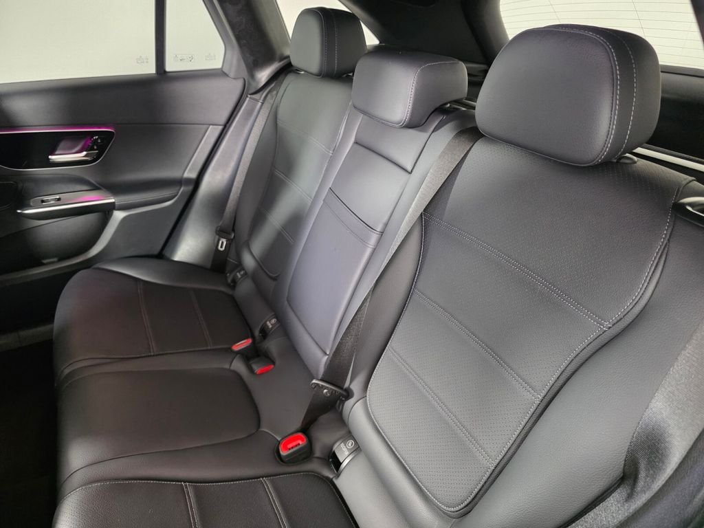 Certified Used 2025 Black Mercedes-Benz GLC 300 image 14