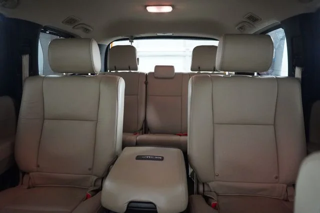 Used 2015 White Toyota Platinum image 31