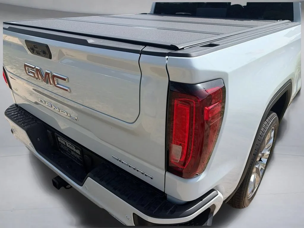 New 2026 Glacier White Tricoat GMC Denali image 32