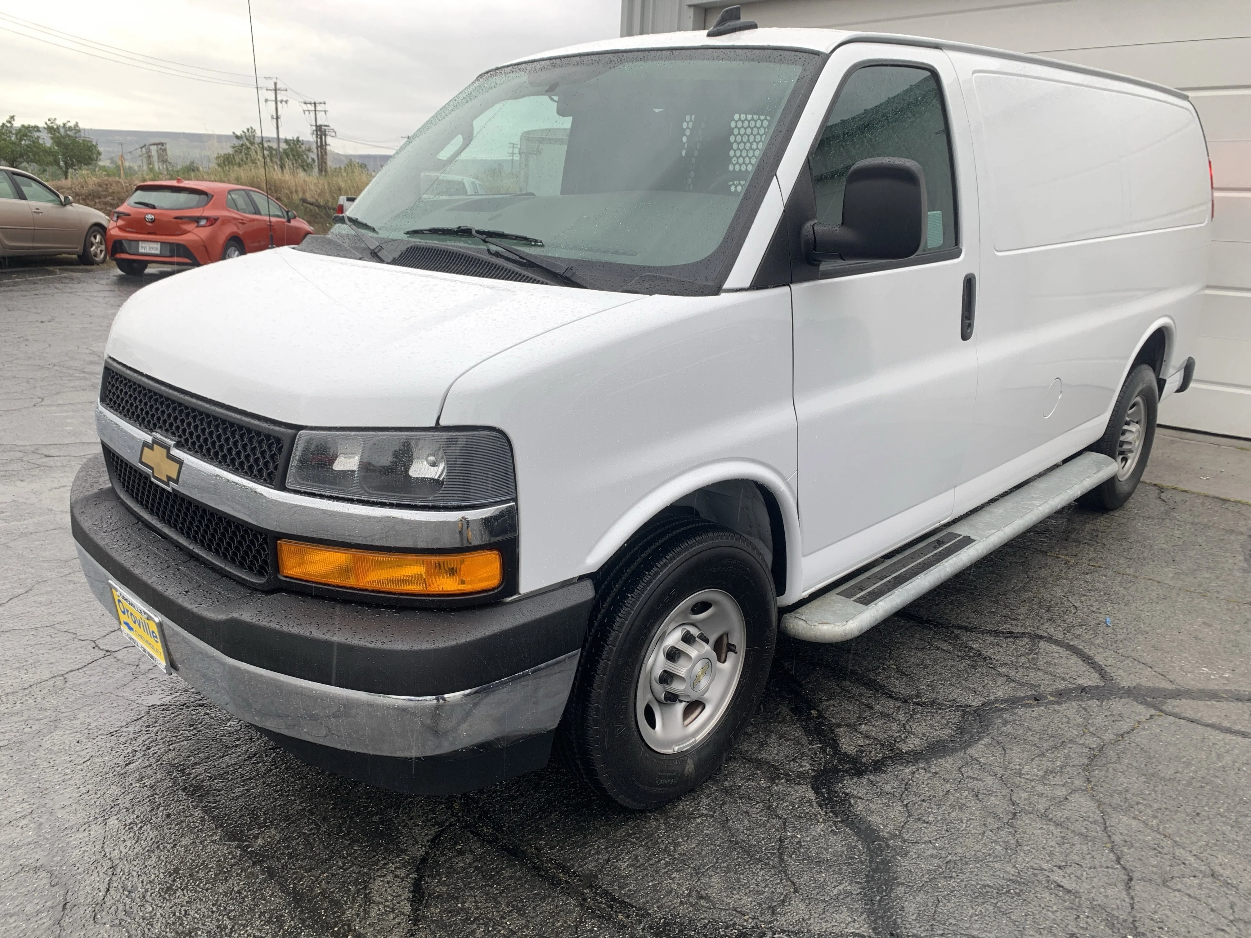 2024 Chevrolet Express 2500 Work Van HD's photo