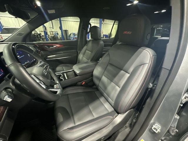 Certified Used 2025 Gray Chevrolet Z71 image 17