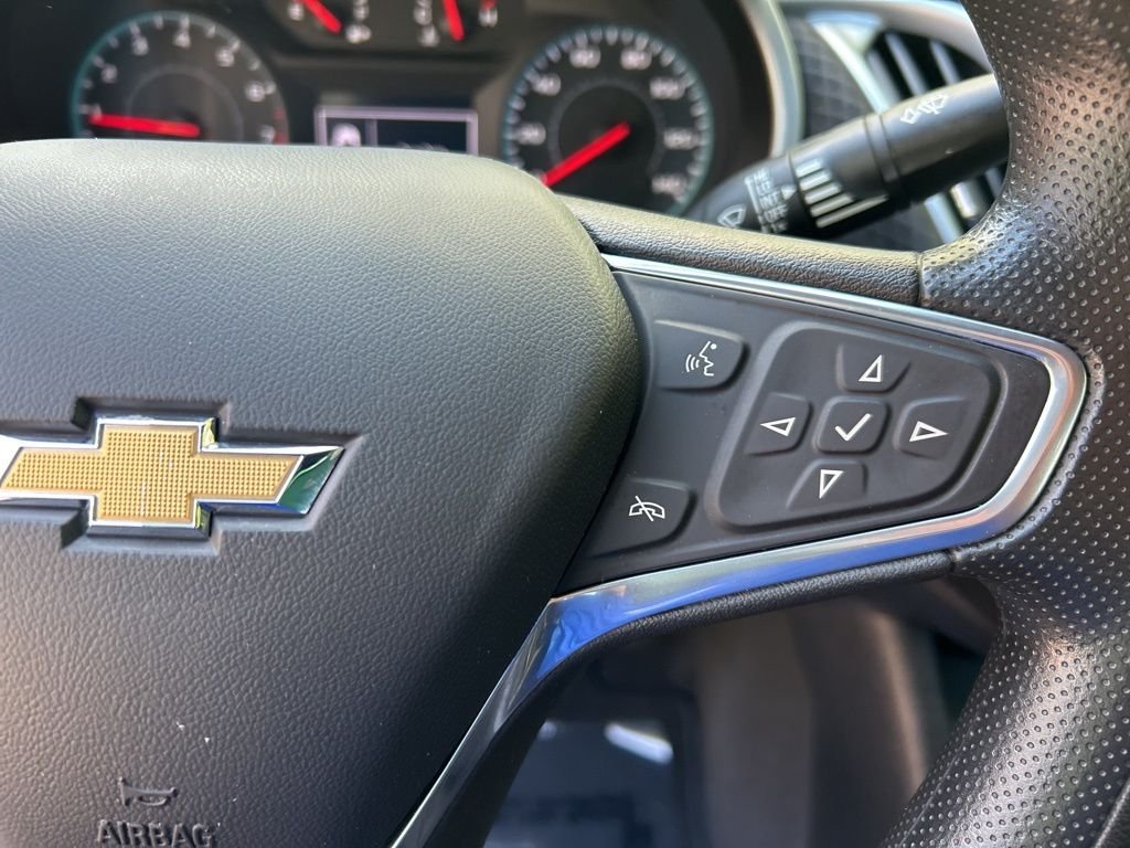 Used 2023 White Chevrolet LT image 22