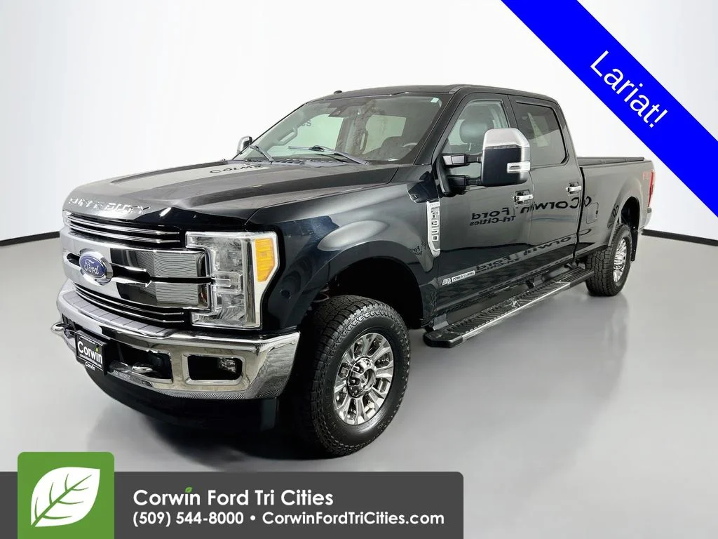 Used 2017 Shadow Black Ford Lariat image 5