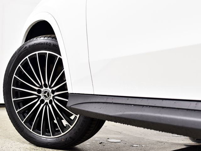 New 2026 Polar White Mercedes-Benz GLC 300 image 57