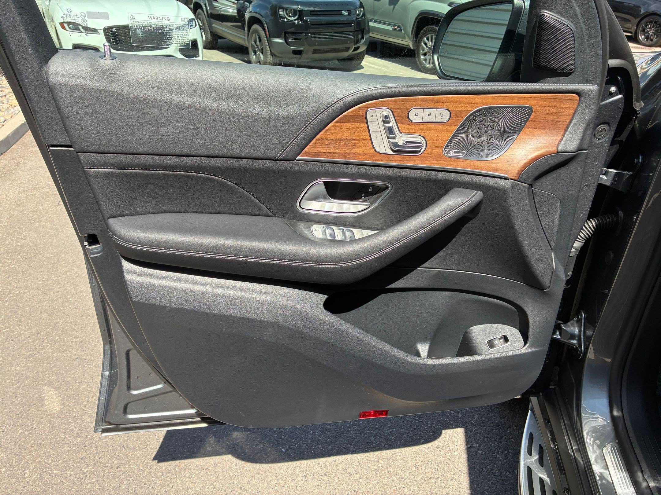 New 2026 Selenite Grey Metallic Mercedes-Benz GLS 580 image 37