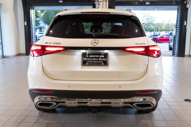 New 2027 Polar White Mercedes-Benz GLC 300 image 42