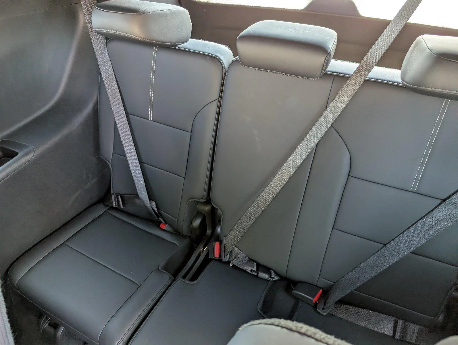 Used 2026 Summit White GMC Elevation image 34