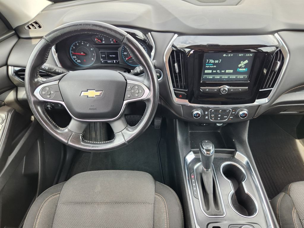 Used 2019 Silver Ice Metallic Chevrolet LT Cloth image 27