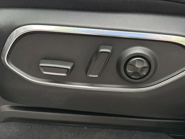 New 2026 Gray Jeep Limited Altitude image 13