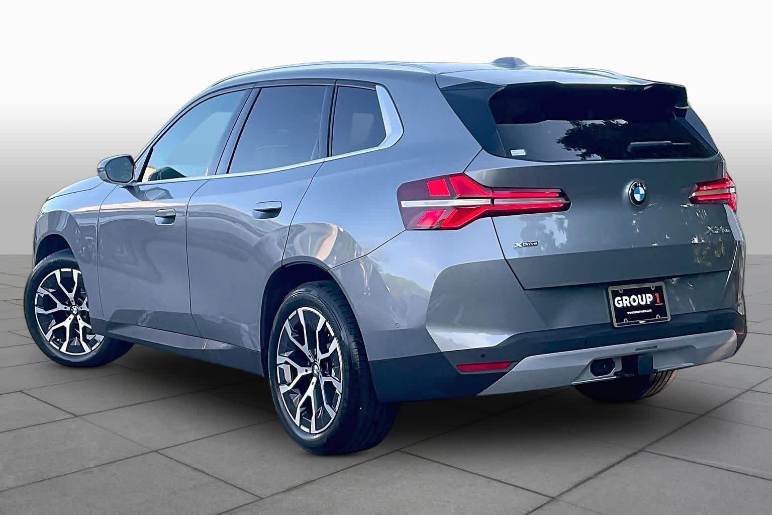 New 2026 Skyscraper Grey Metallic BMW 30 xDrive image 12