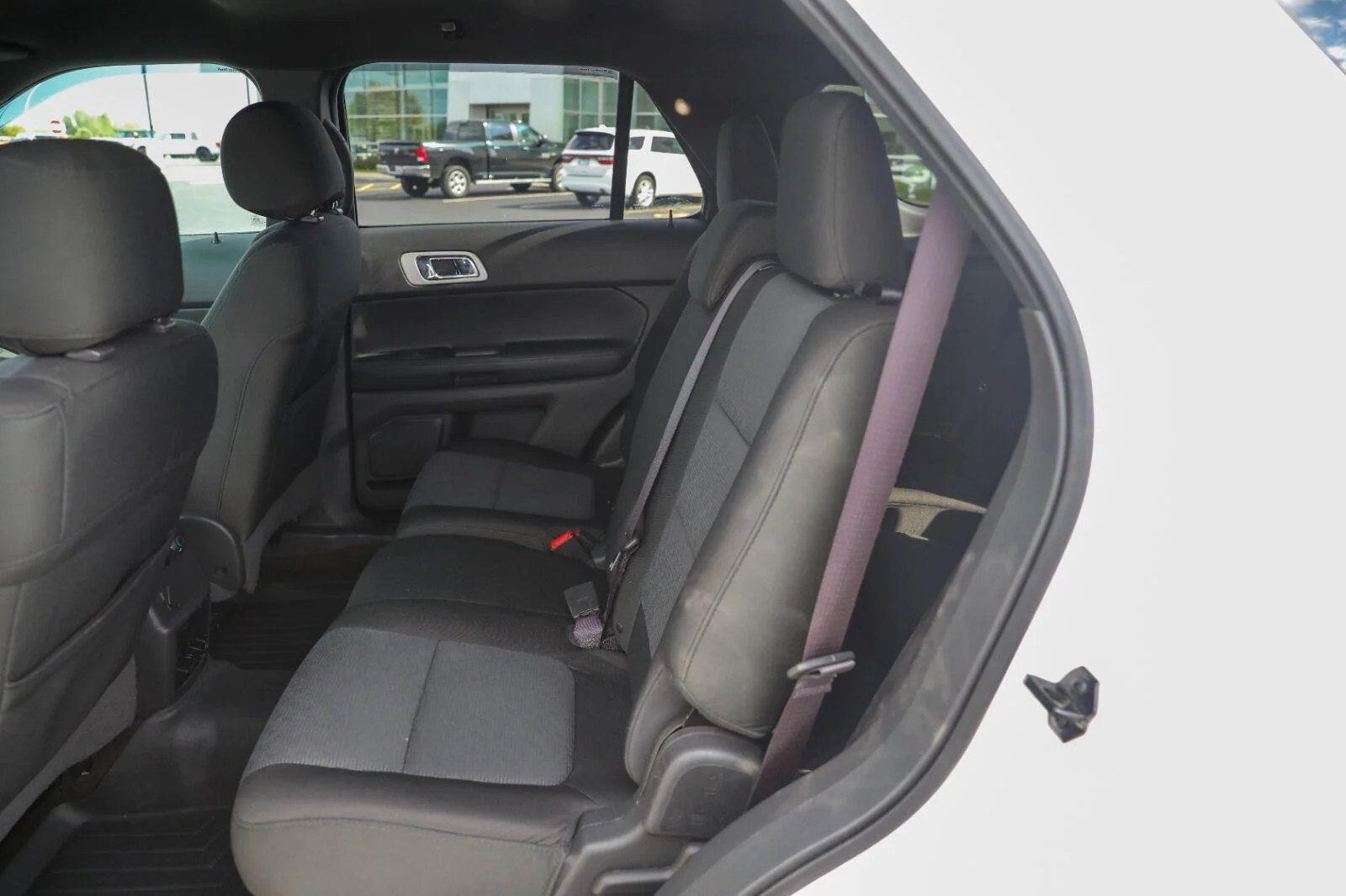 Used 2013 White Platinum Metallic Tri-Coat Ford XLT image 27
