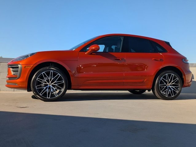 Used 2024 Papaya Metallic Porsche  image 2