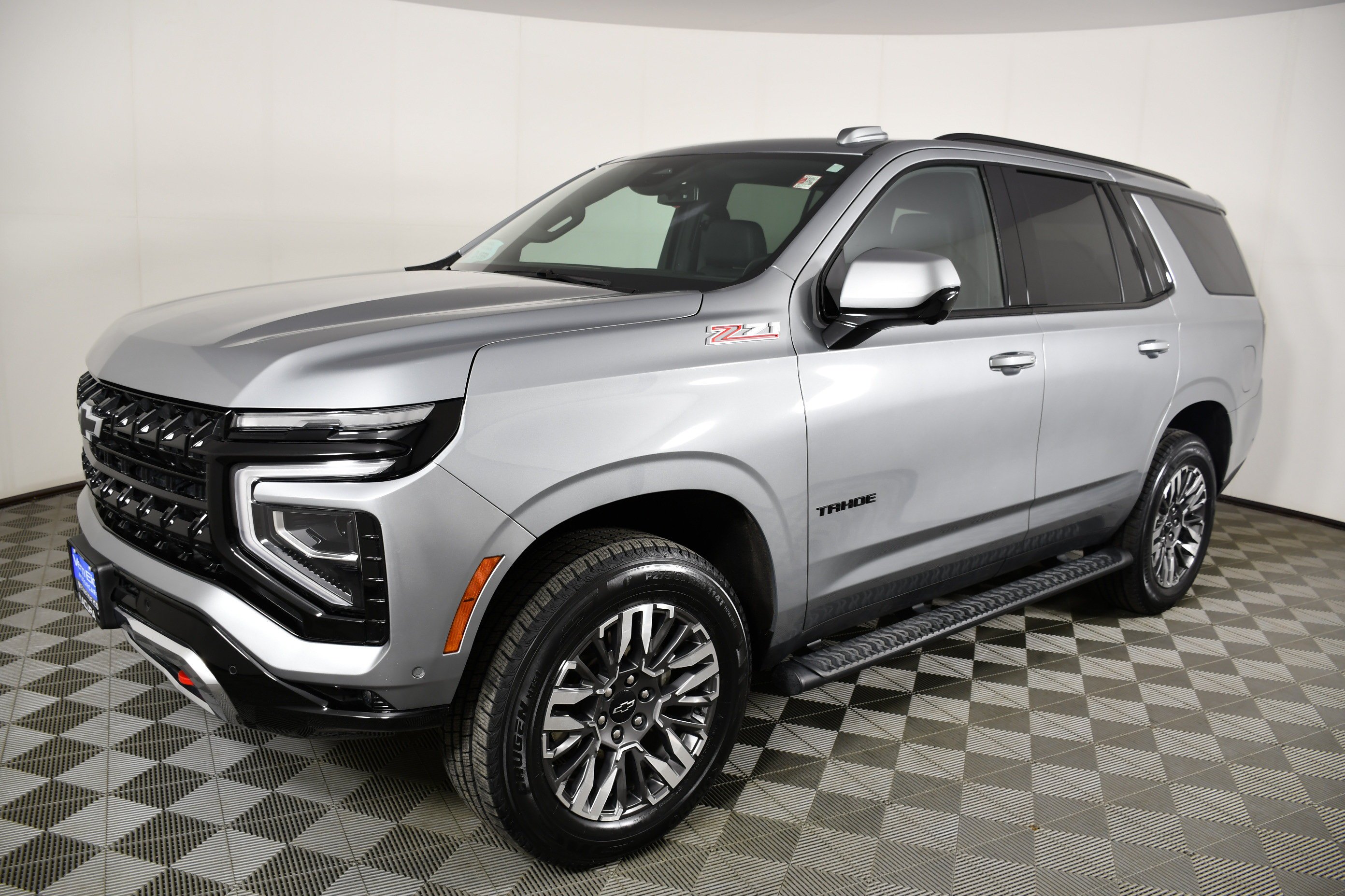 Used 2025 Sterling Gray Metallic Chevrolet Z71 image 10