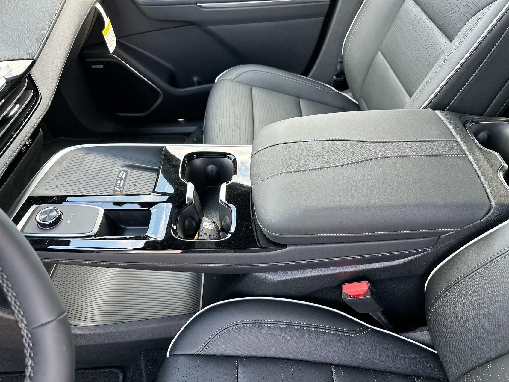 New 2026 Summit White Buick Sport Touring image 20