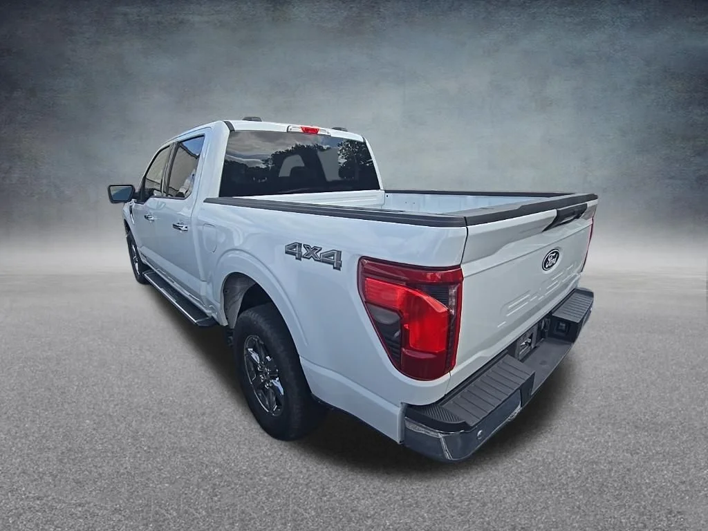 Used 2024 White Ford XLT image 5