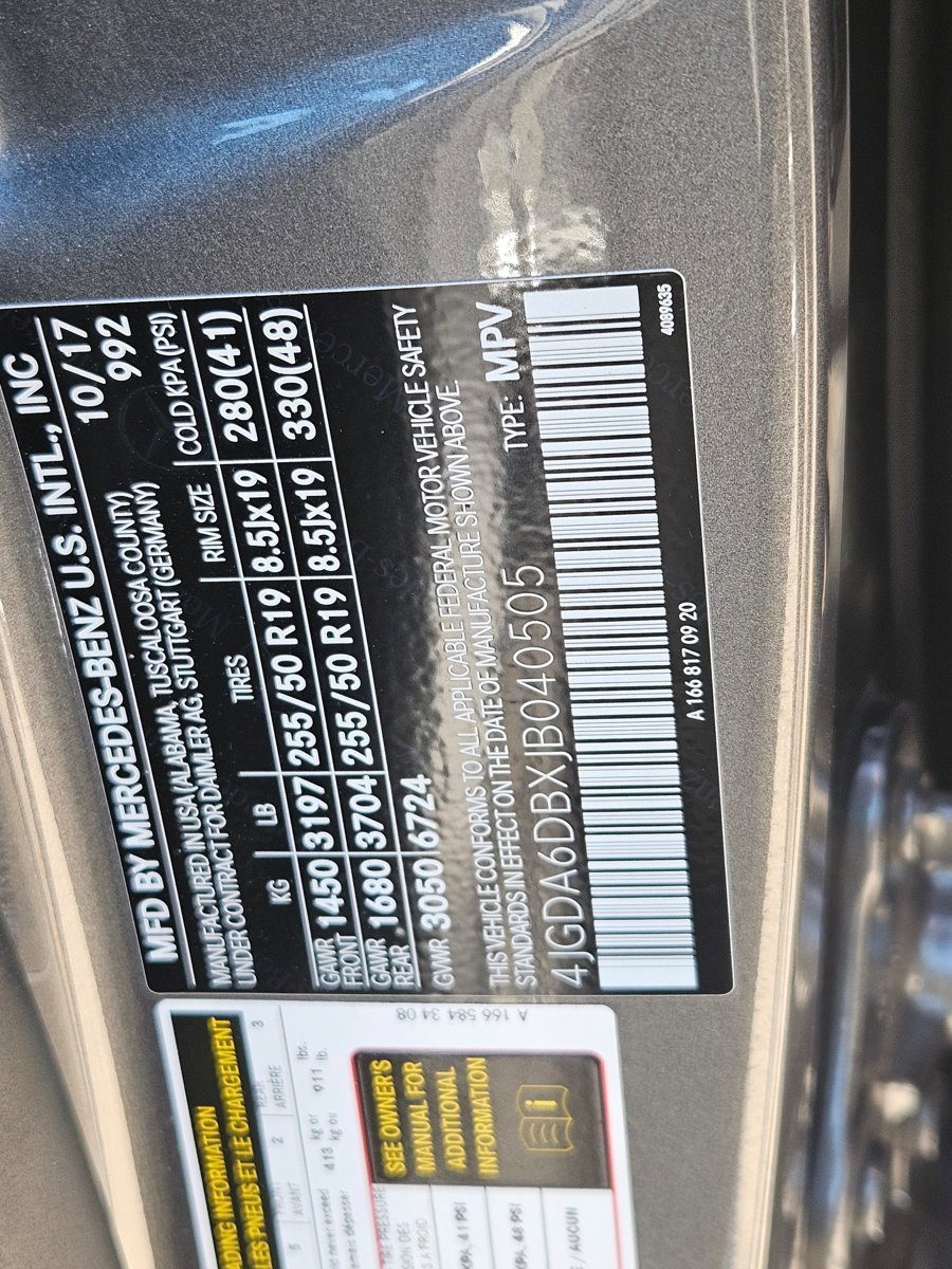 Used 2018 Selenite Grey Metallic Mercedes-Benz GLE 550e image 24