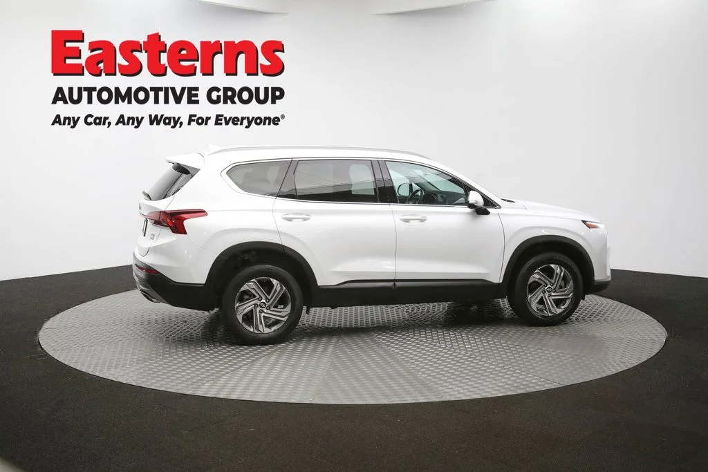 Used 2023 White Hyundai SEL image 39