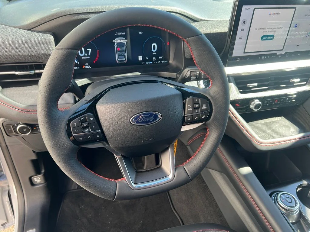 New 2026 Space White Metallic Ford ST-Line image 12