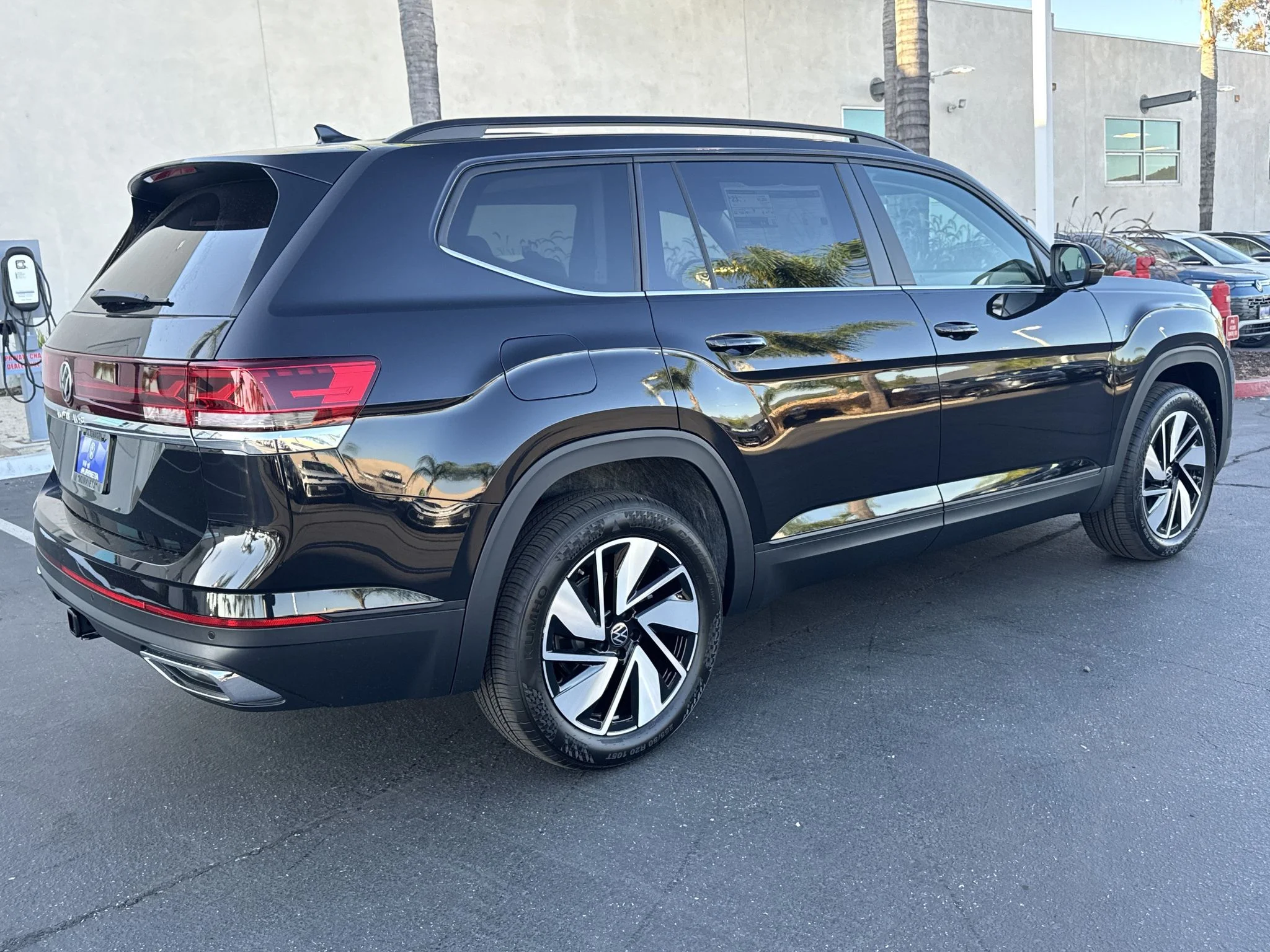 New 2026 Deep Black Pearl Volkswagen 2.0T SE w/Technology image 7