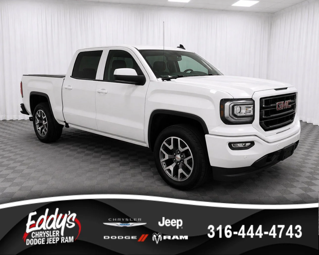 2016 GMC Sierra 4WD Crew Cab Short Box SLT's photo