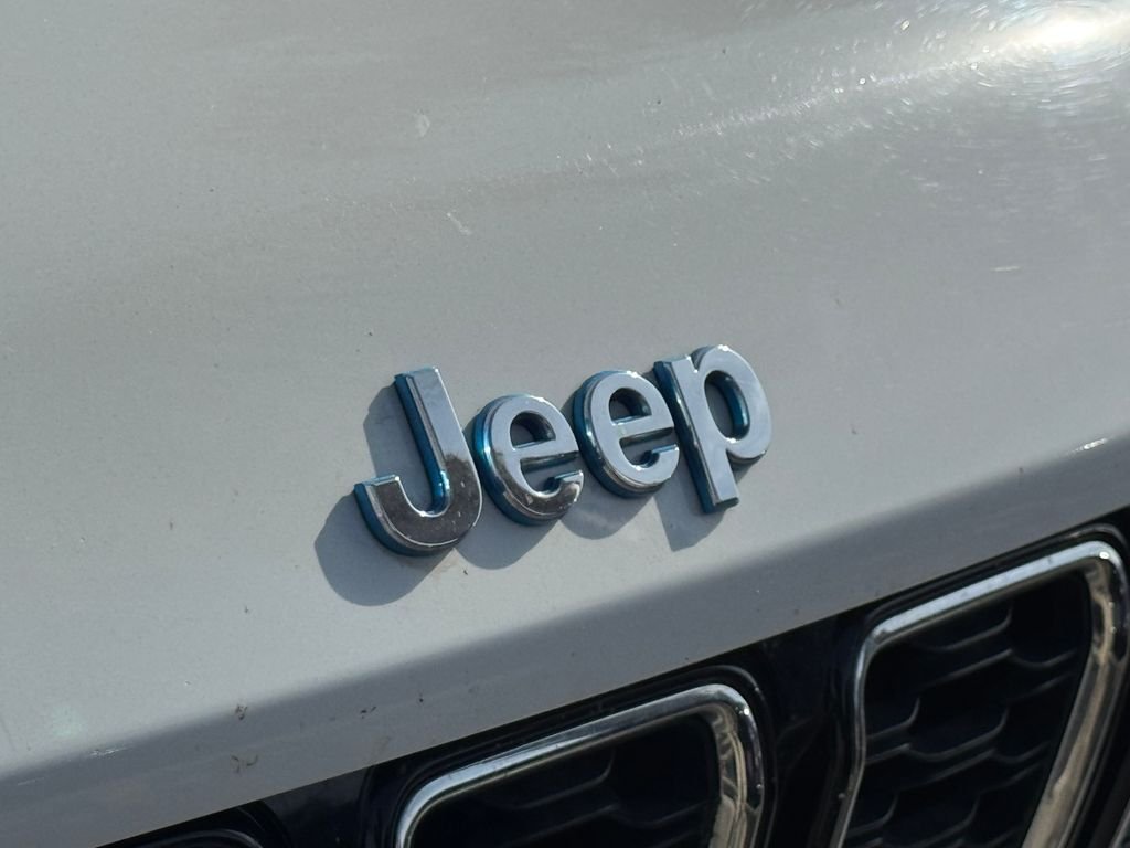 Used 2024 White Jeep 4xe image 15