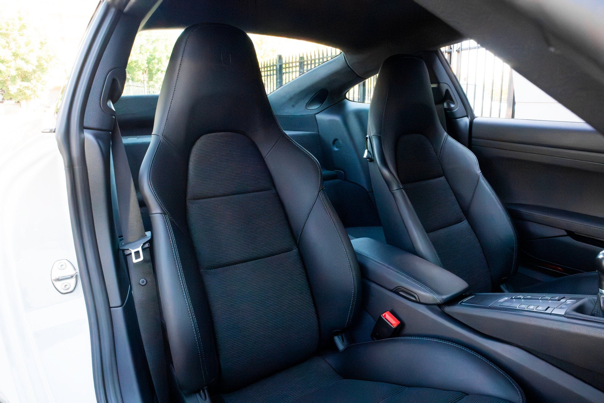 Used 2019 Chalk Porsche  image 14