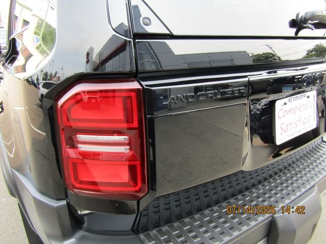 Used 2025 Black Toyota Base image 8