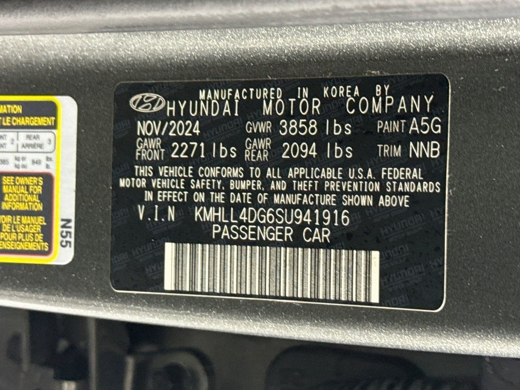 Used 2025 Amazon Gray Hyundai SE image 35