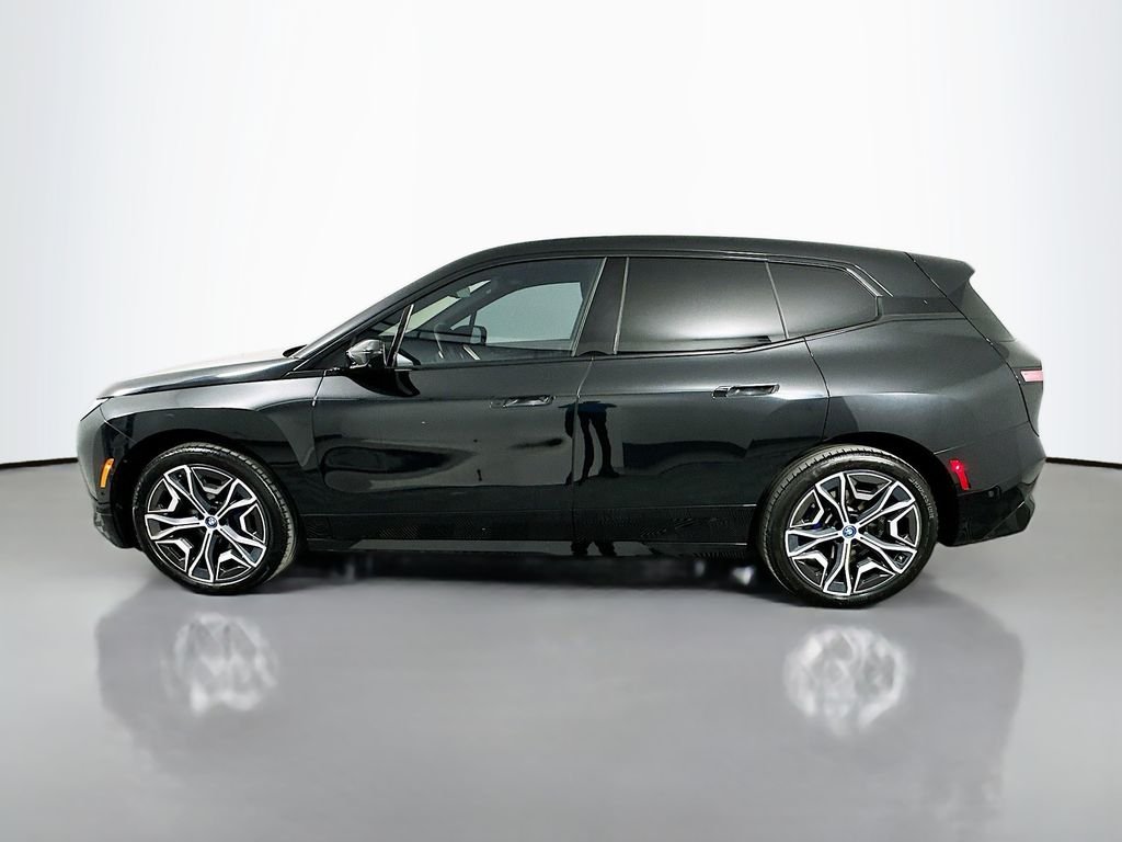 Certified Used 2024 Black Sapphire Metallic BMW xDrive50 image 8