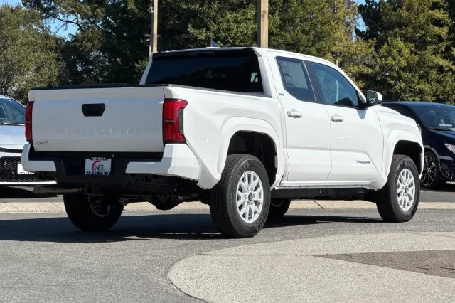 New 2026 Ice Cap Toyota  SR5 image 4
