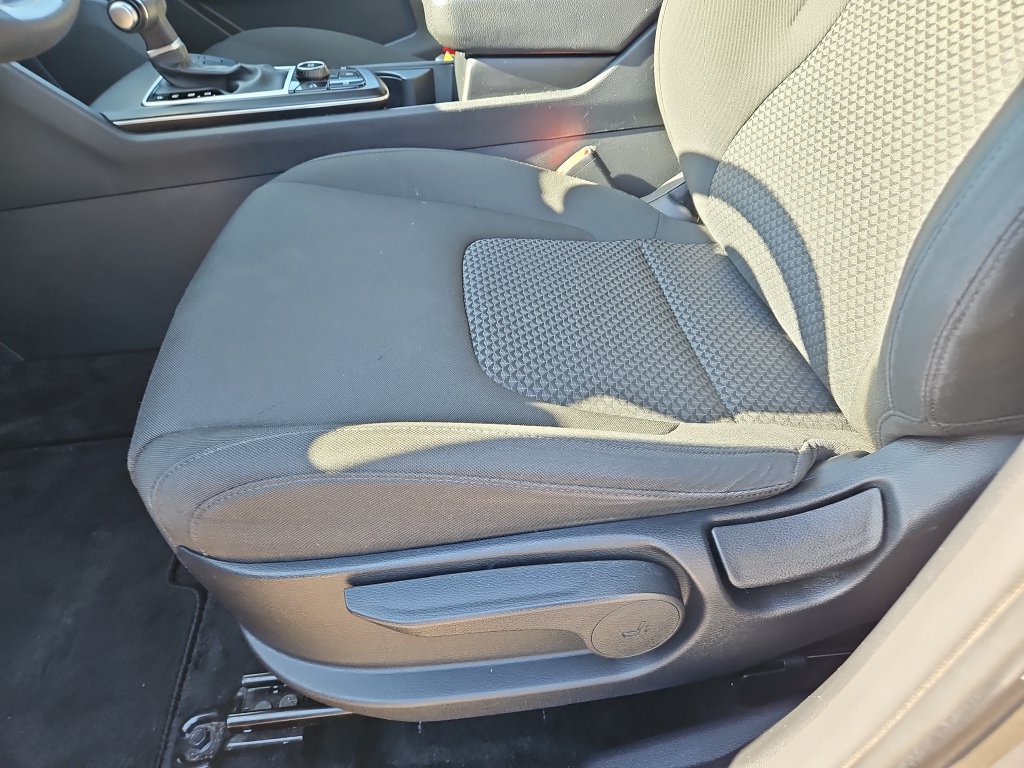 Used 2024 Gravity Gray Kia LX image 15